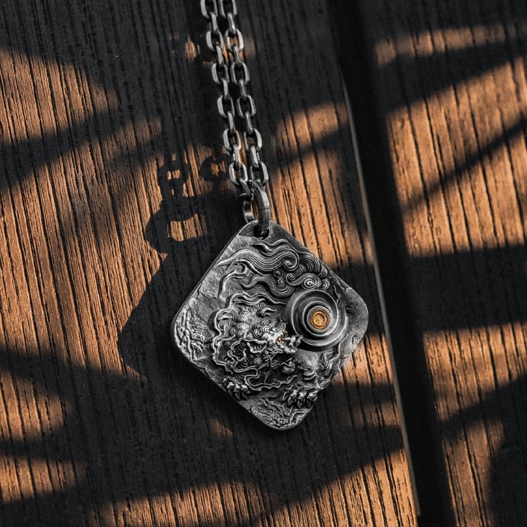 Tang-Shi Pendant